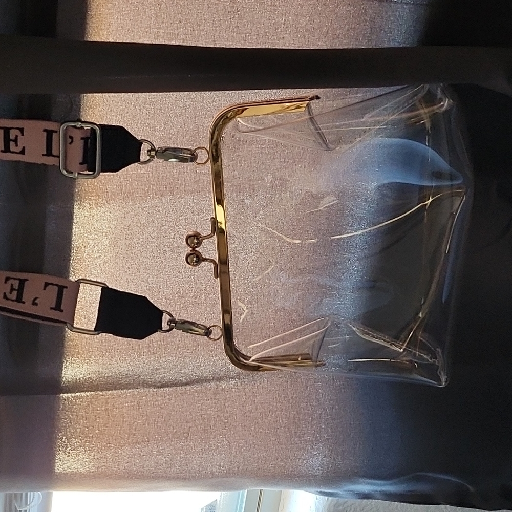 Clear kiss lock medium size crossbody/ shoulder bag